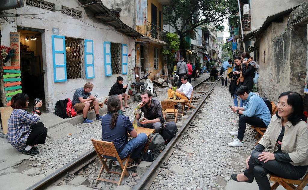 Sweet Family Guest House Hanoi Zewnętrze zdjęcie